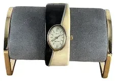 Vintage-Bulova-Watch-210