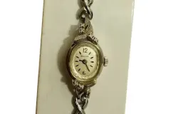Vintage-Bulova-Watch-228