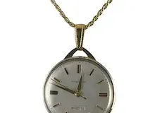 Vintage-Bulova-Watch-271