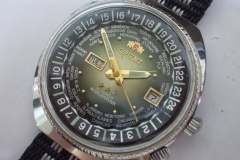 Vintage-modern-Orient-watch-1