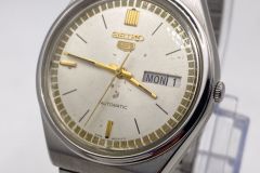 Vintage-Modern-Seiko-Watches-13