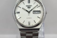 Vintage-Modern-Seiko-Watches-18