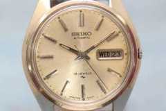 Vintage-Modern-Seiko-Watches-300