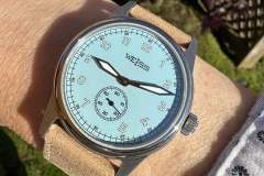 Weiss-Watch-24